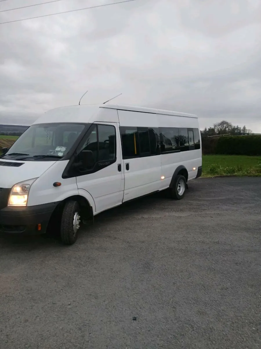 132 ford transit 16 seat new cvrt 08/26 - Image 3