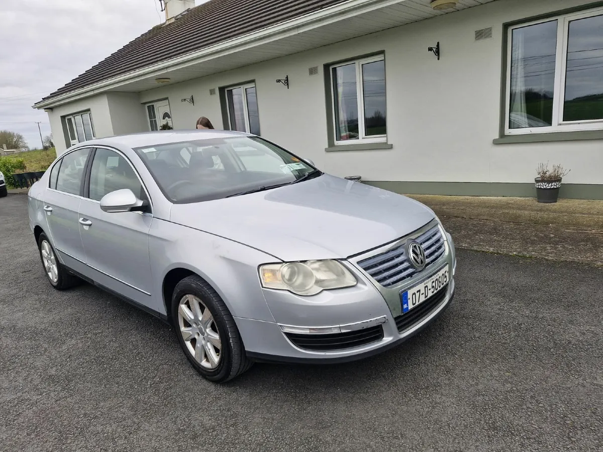 Volkswagen Passat 2007 - Image 1