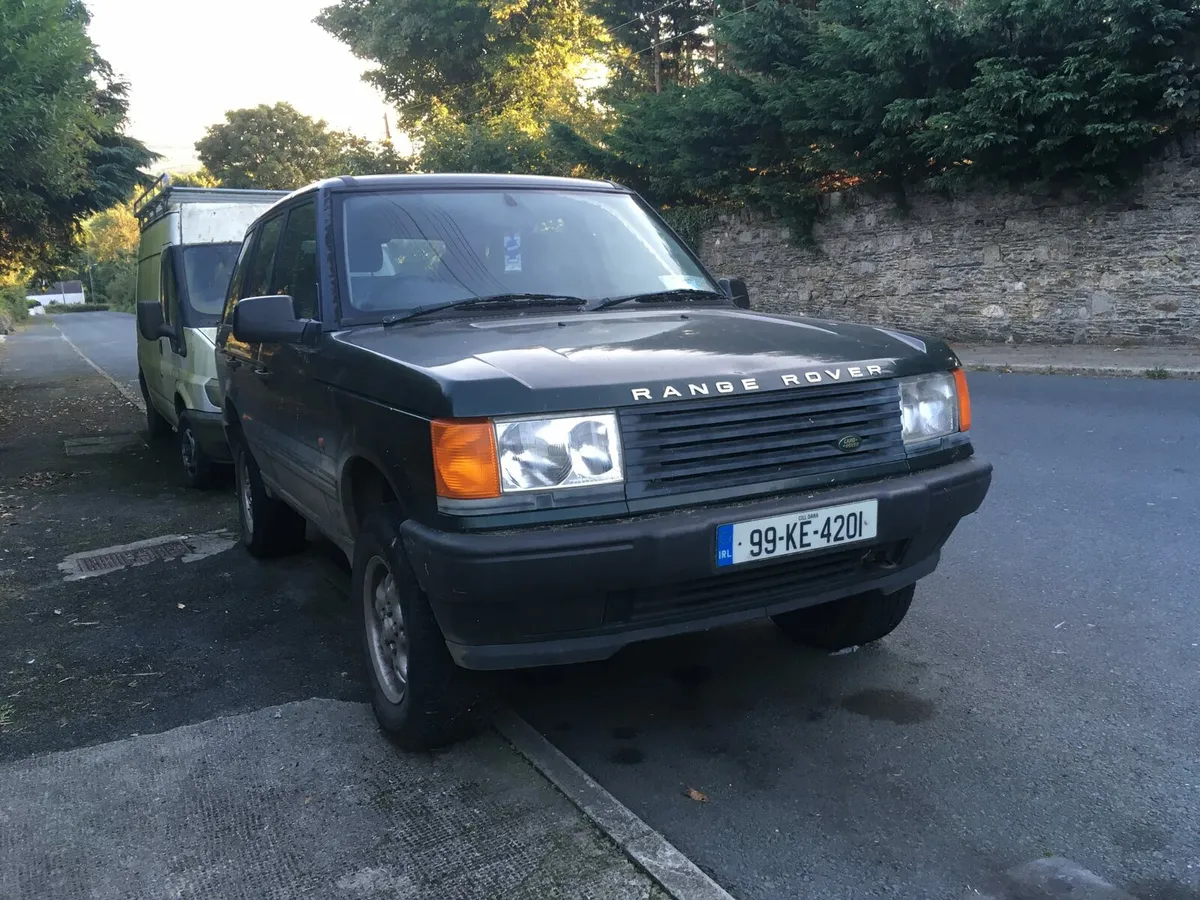 P38 Range Rover - Image 1