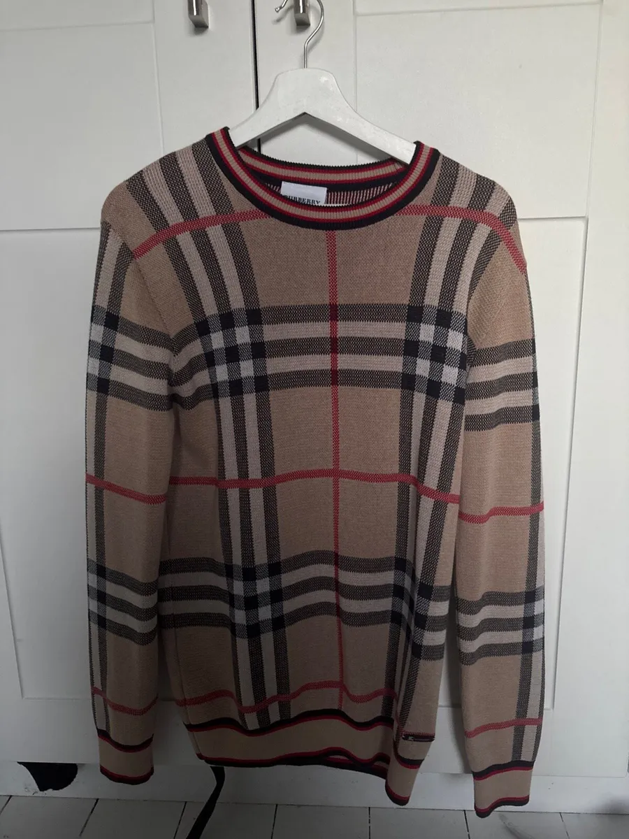Burberry Jumper - Image 1