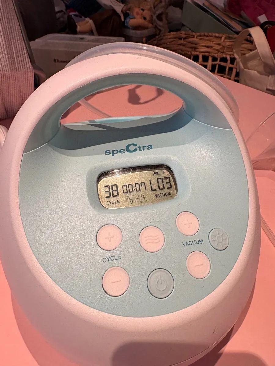 Spectra pump, silver cups and Haaka - Image 2