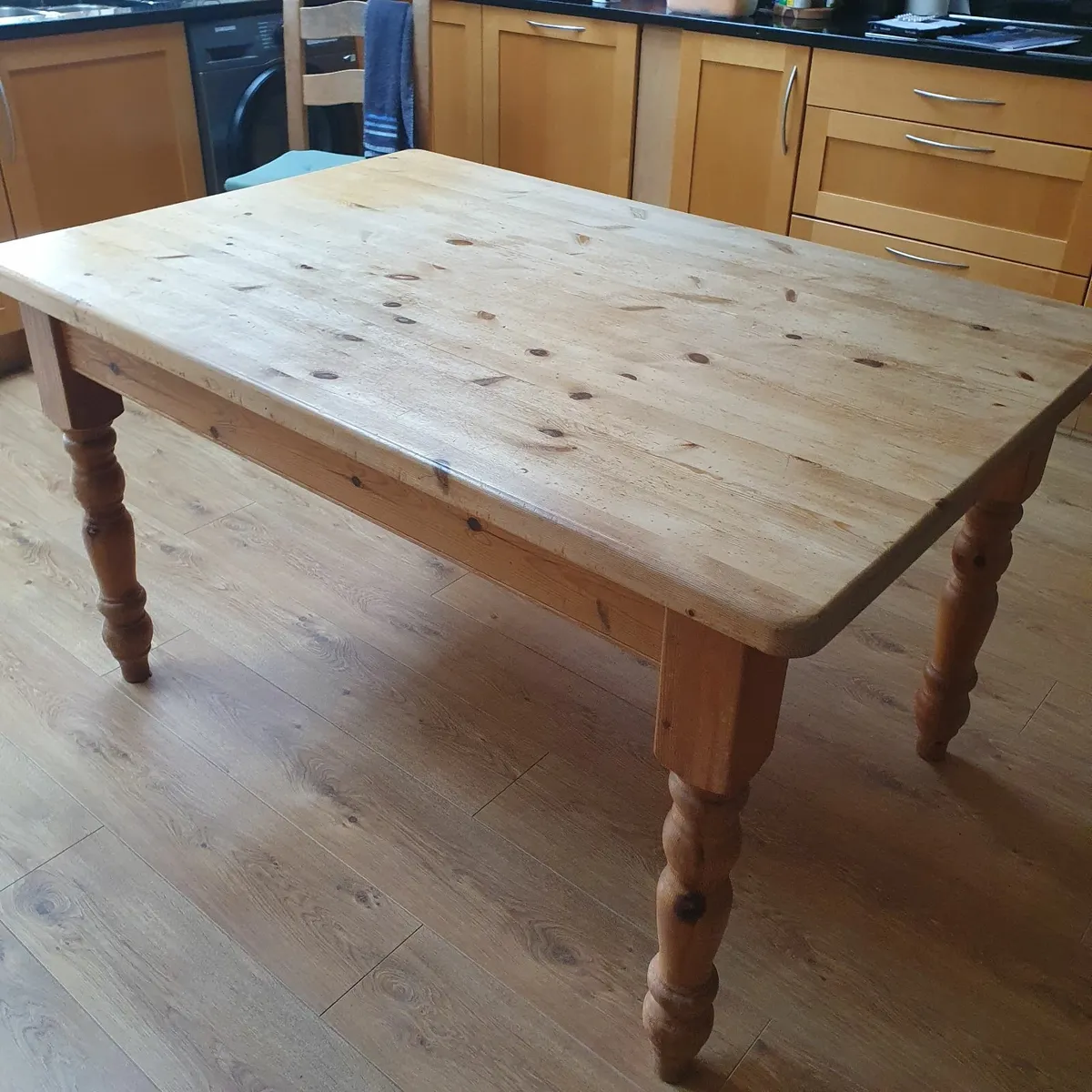 Kitchen /DiningTable - Image 1