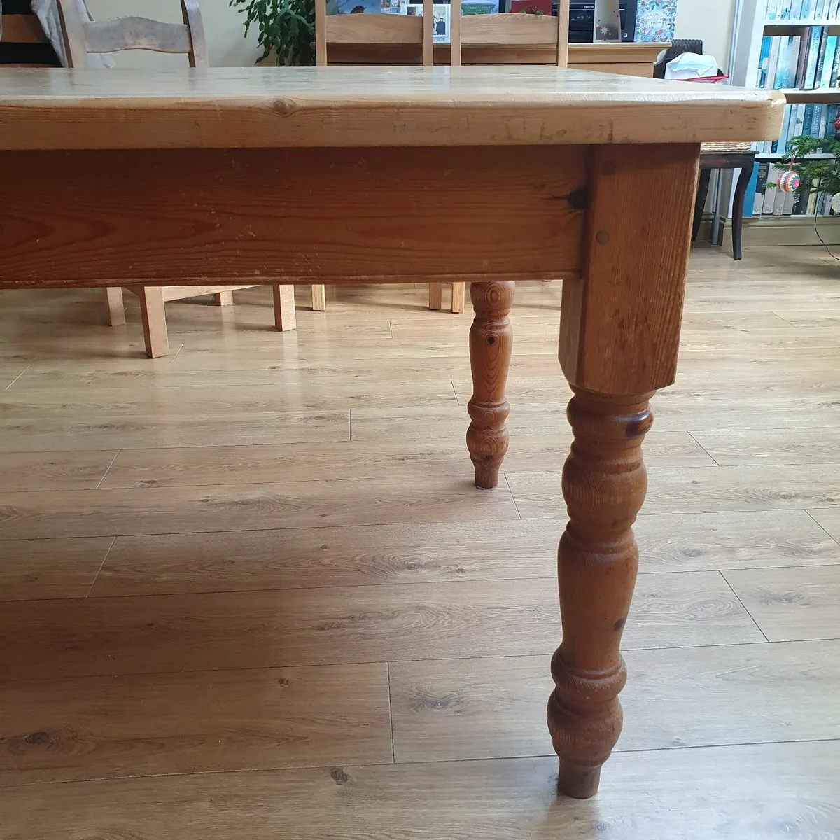 Kitchen /DiningTable - Image 3