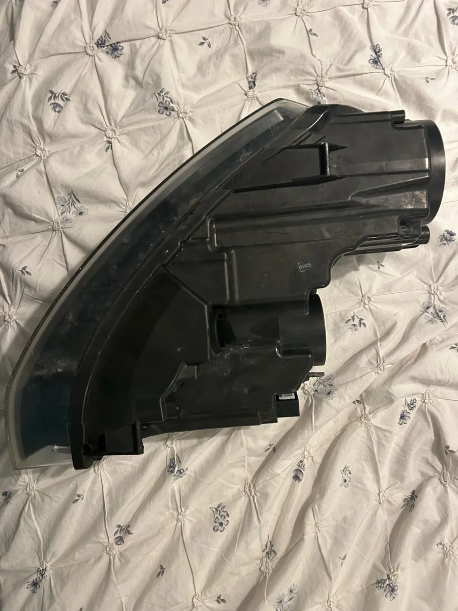 Vw polo headlamp - Image 3