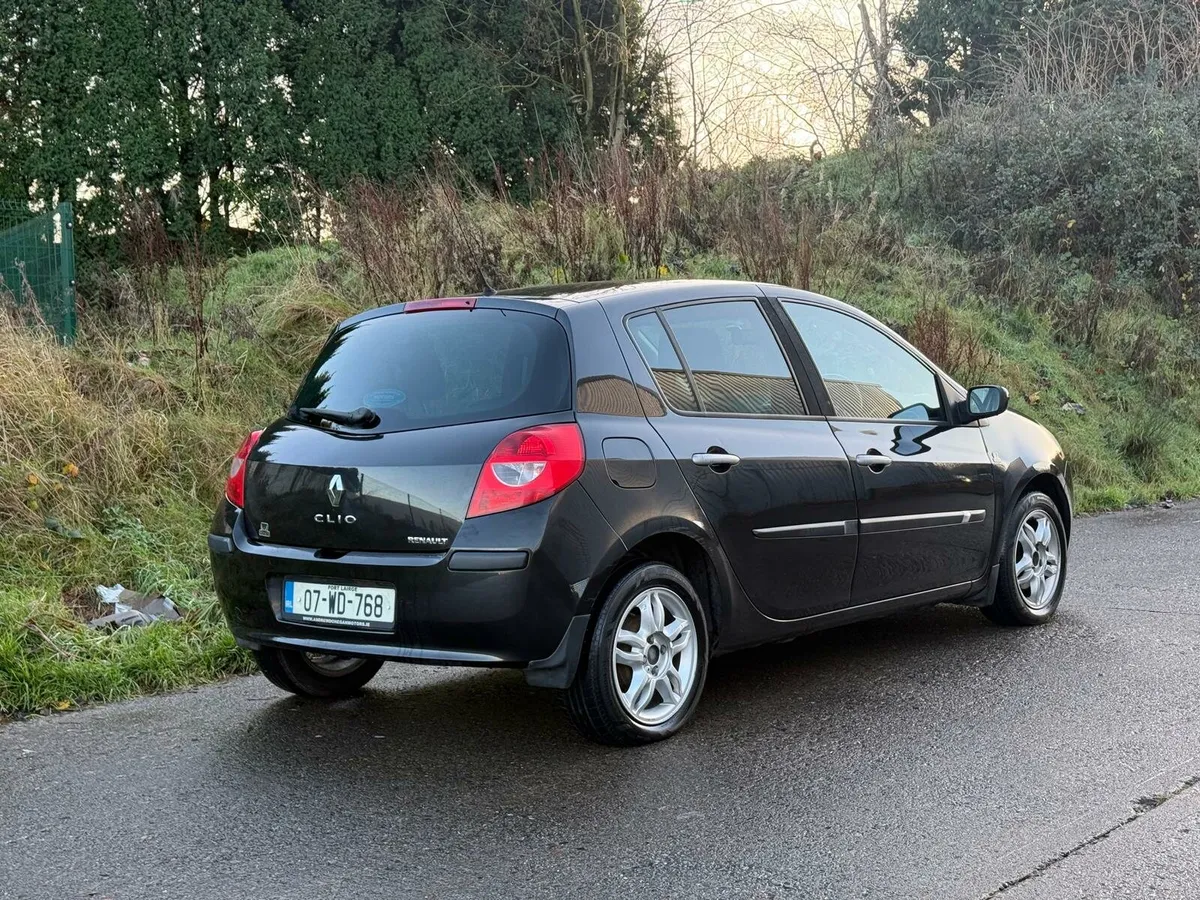 Renault Clio Monaco NCT TAX €1695 - Image 2