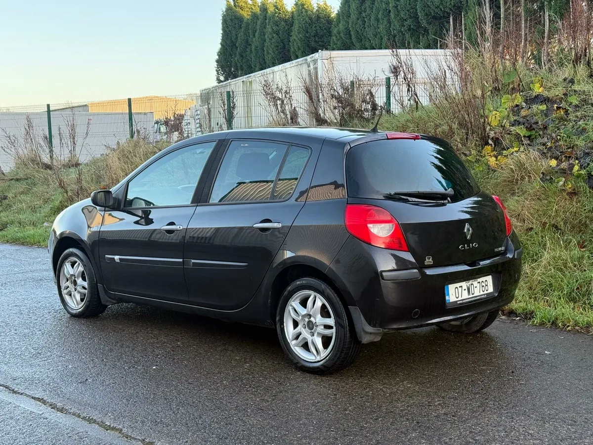Renault Clio Monaco NCT TAX €1695 - Image 3