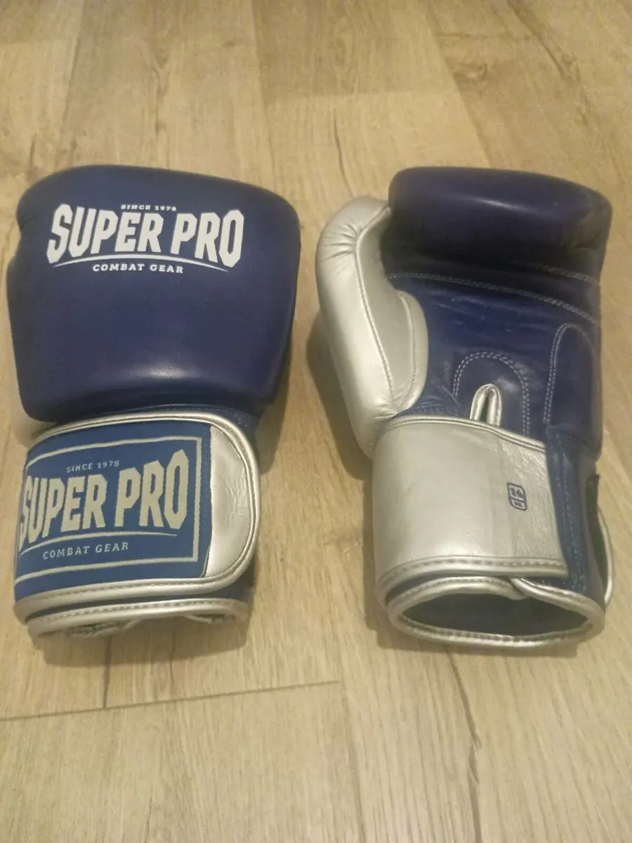 Super Pro 14oz leather boxing gloves