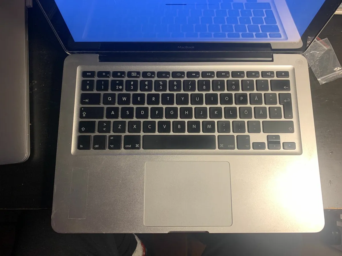 MacBook Pro 13 inch from mid 2010 - Image 3