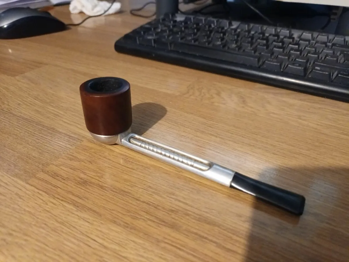 Vintage Falcon Tobacco Pipe - Image 2