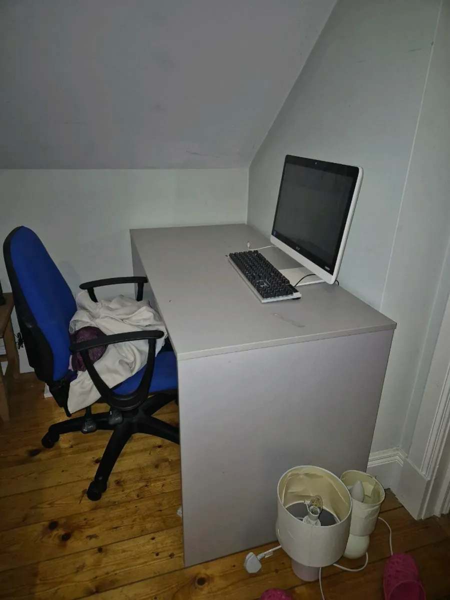 Free household items - Image 1