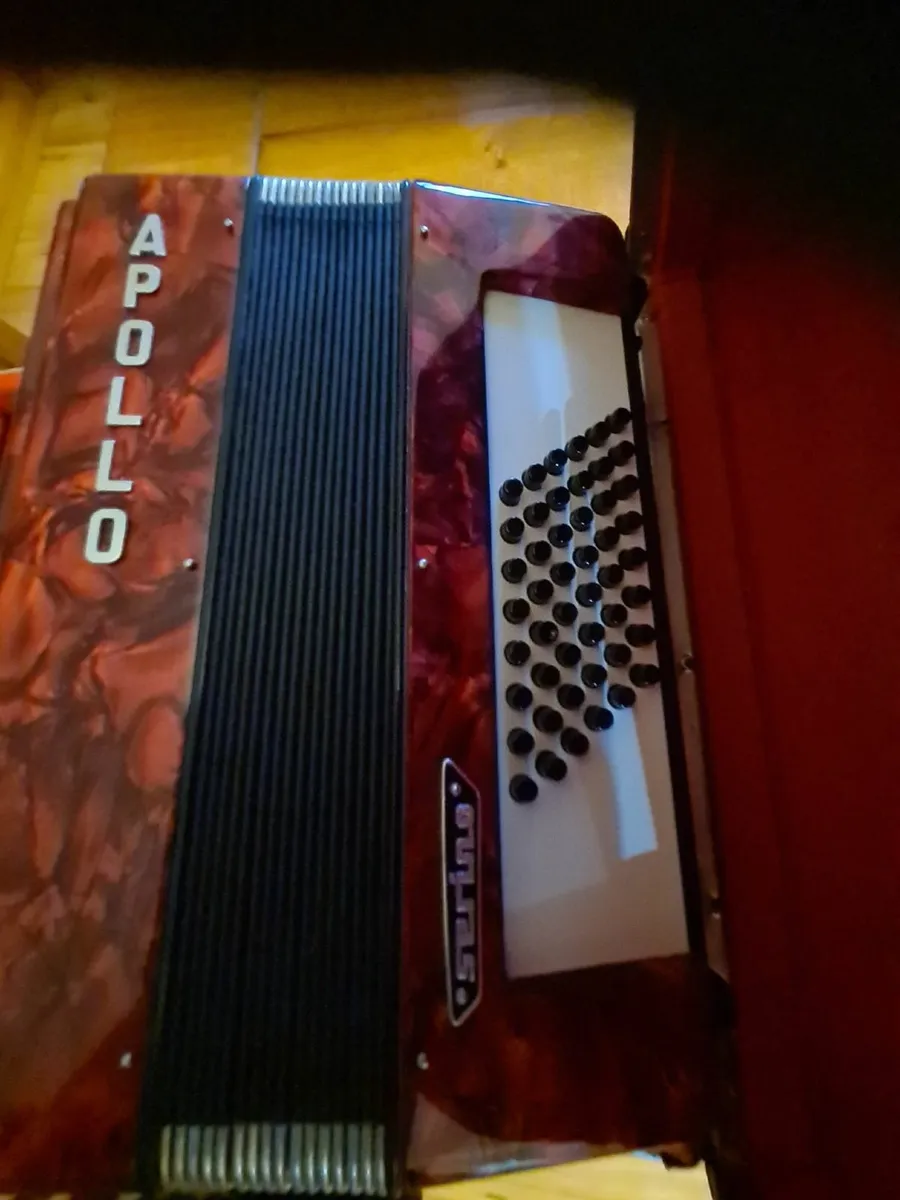Weltmeister Apollo Serino Piano Accordion – - Image 1