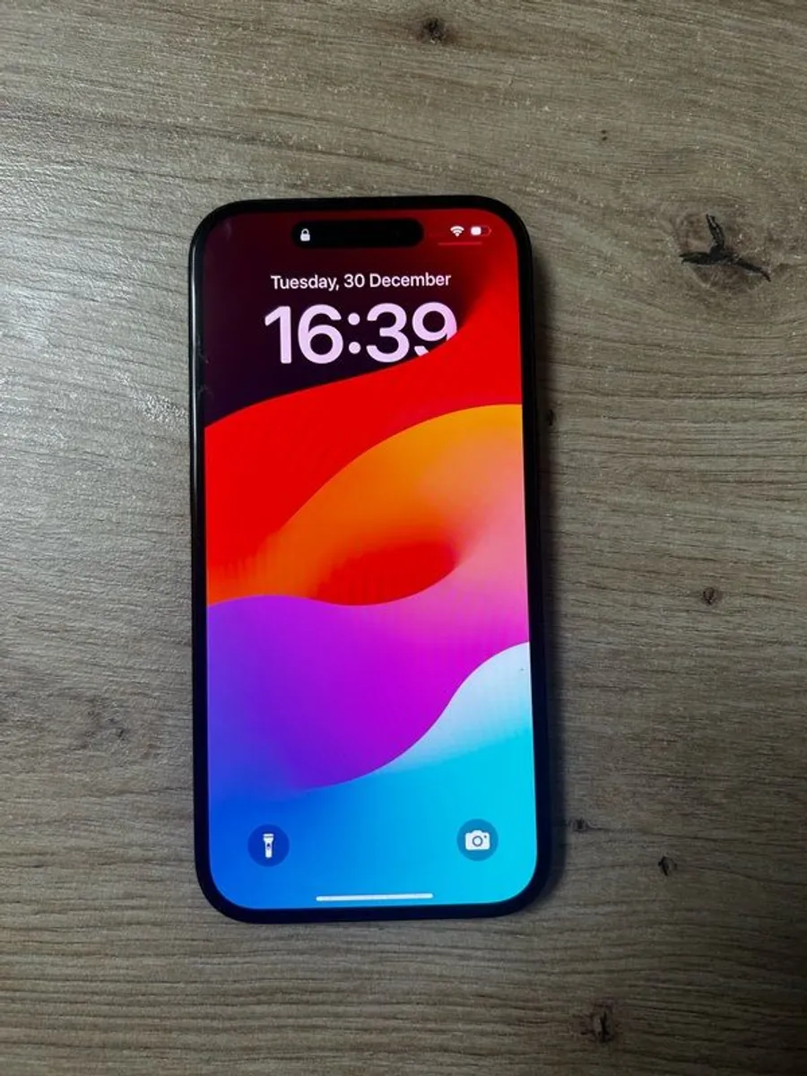 Iphone 15 256GB - Image 1