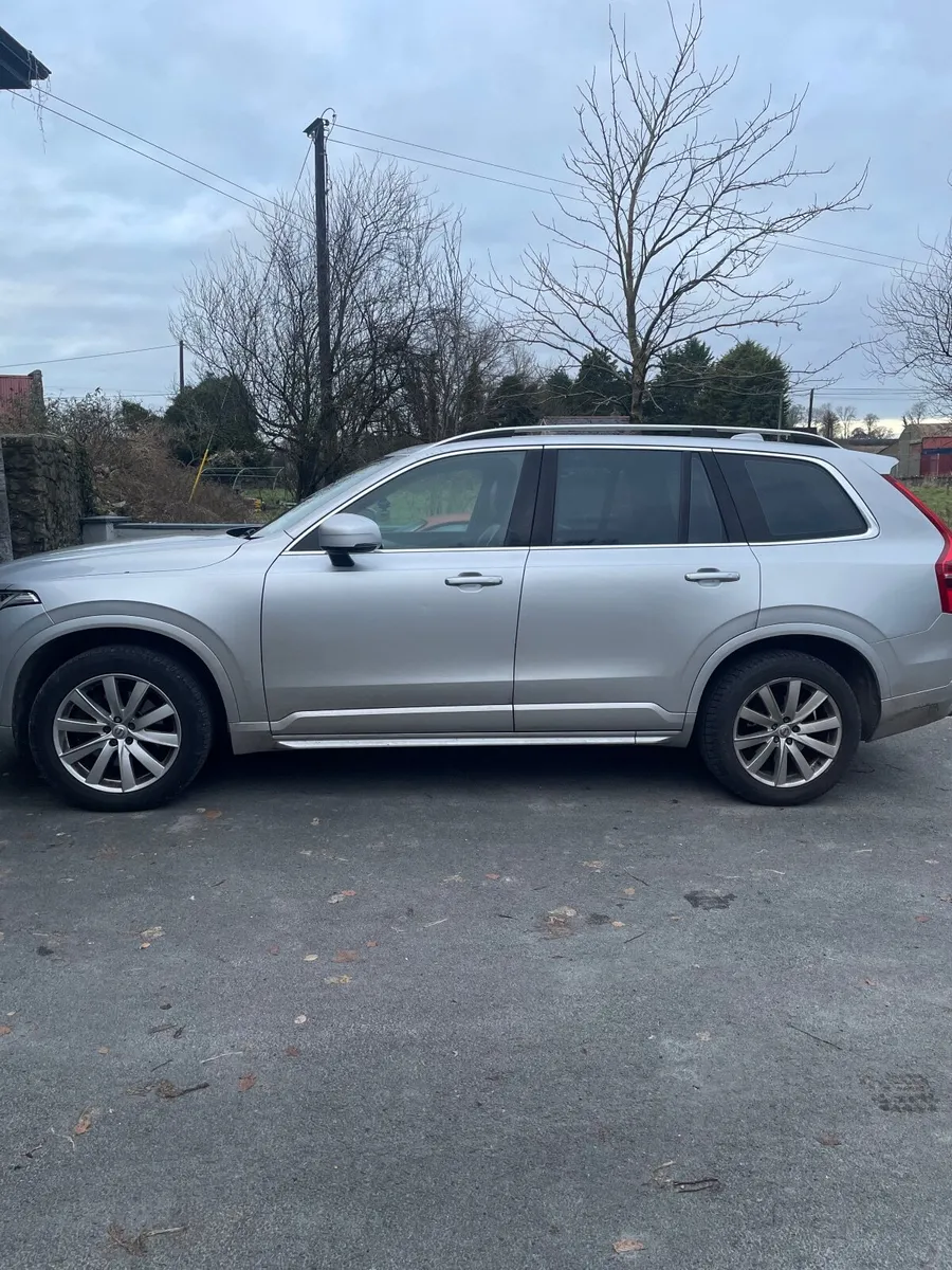 Volvo XC90 2016 - Image 2
