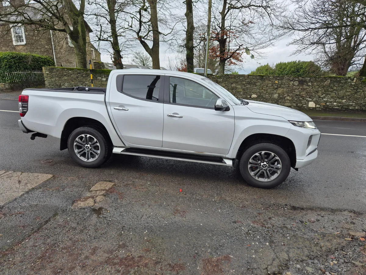 Mitsubishi L200 2021 - Image 2