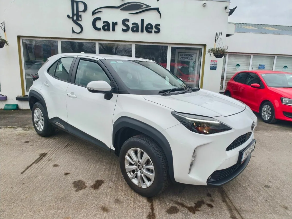 Toyota Yaris Cross 1.5 Hybrid Luna - Image 1