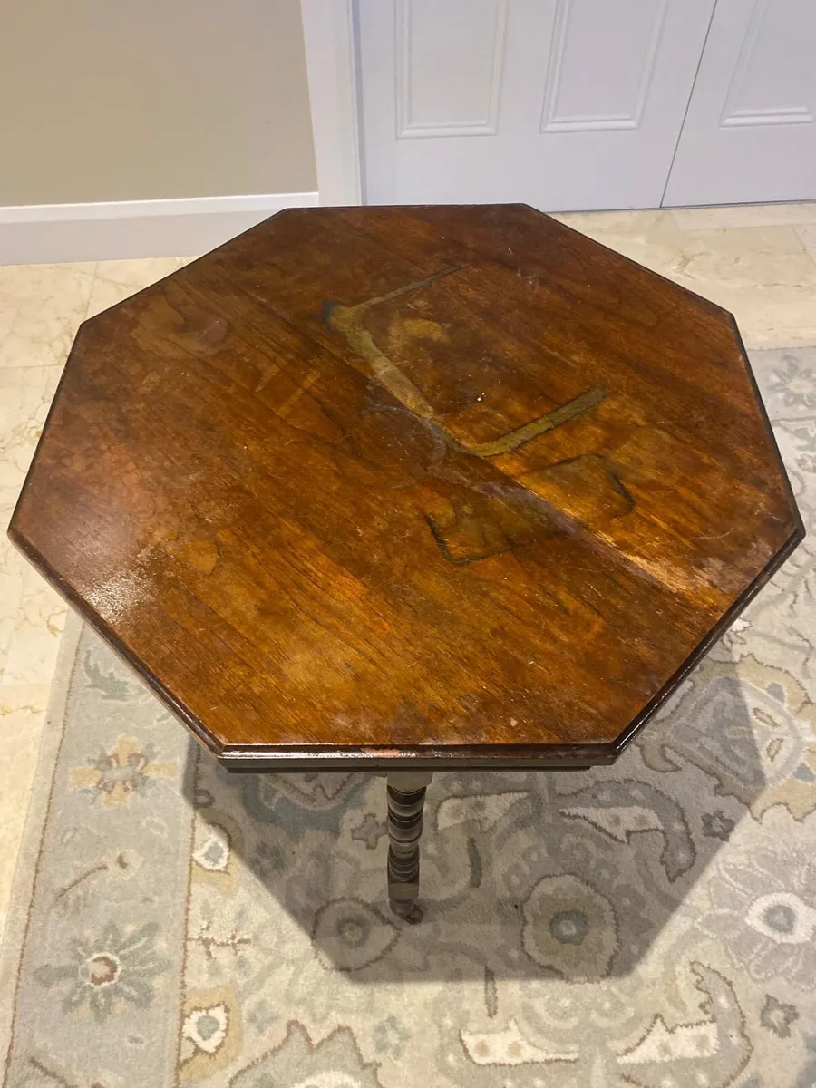 Antique Victorian Octagonal Occasional table - Image 3