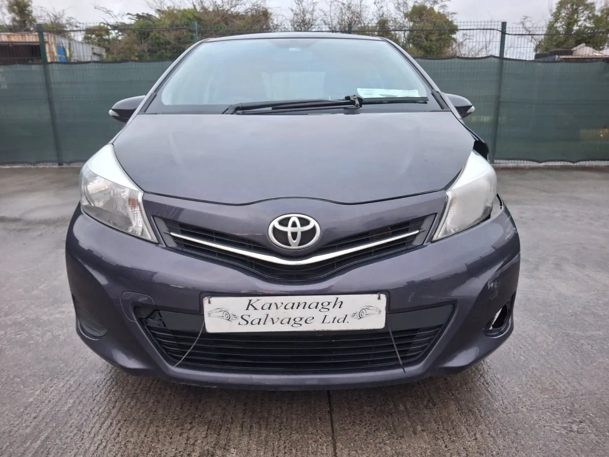 2012 Toyota Yaris 1.0 Petrol - Image 2