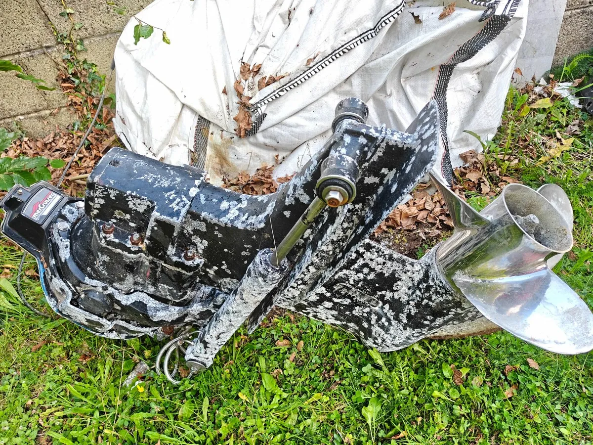 Mercury Alpha 1 and 3 Outdrives boat parts - Image 3