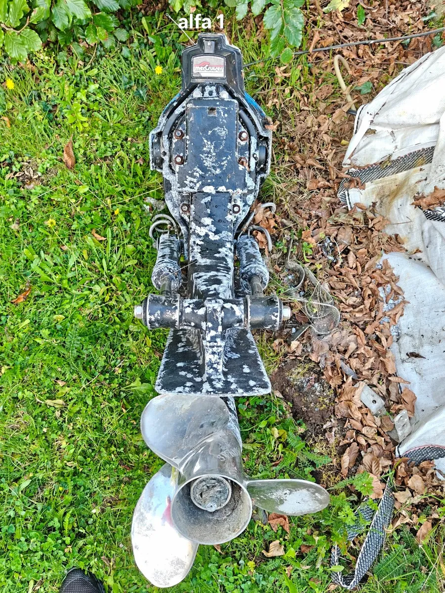 Mercury Alpha 1 and 3 Outdrives boat parts - Image 4