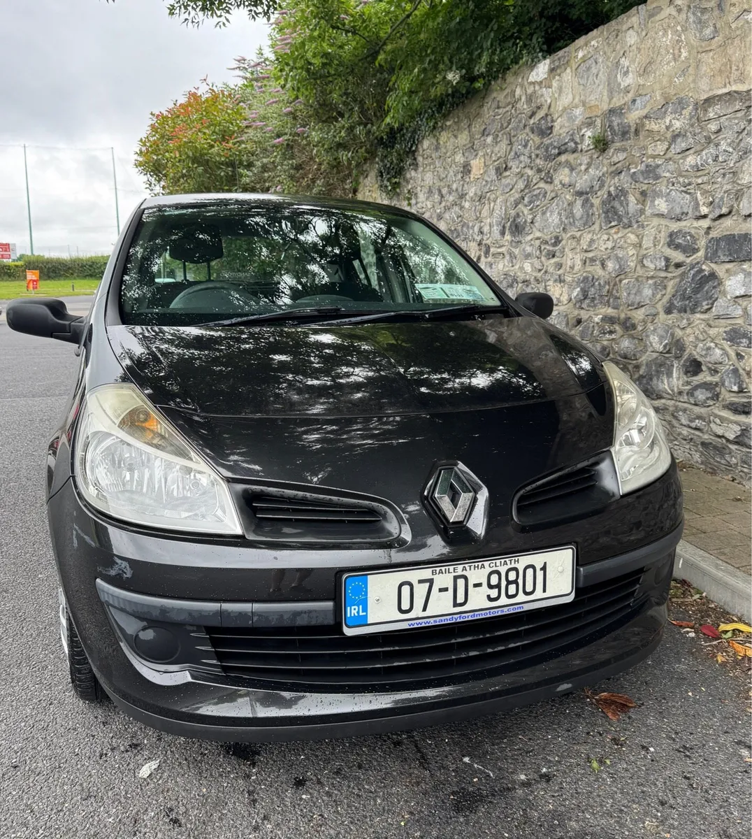 Renault Clio 3 1.216v Authentique - Image 1