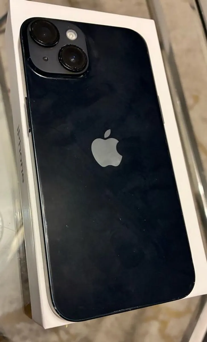 iPhone 14 - Image 2