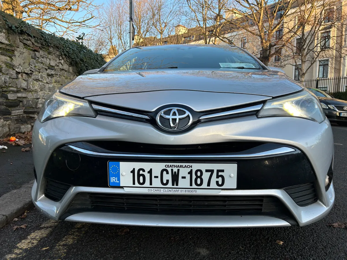 2016 TOYOTA AVENSIS TOURER PARKING CAMERA - Image 2