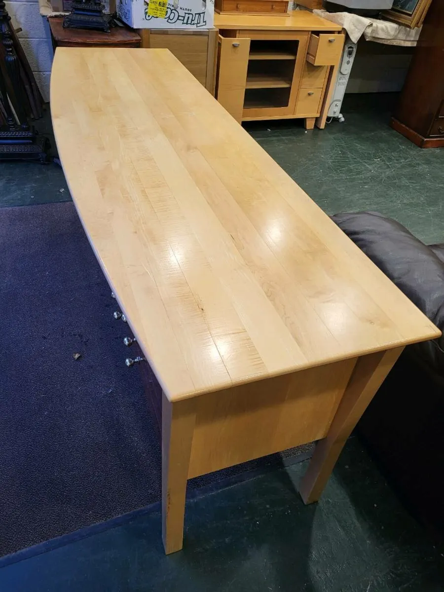 Stunning walnut and beech sideboard - Image 3