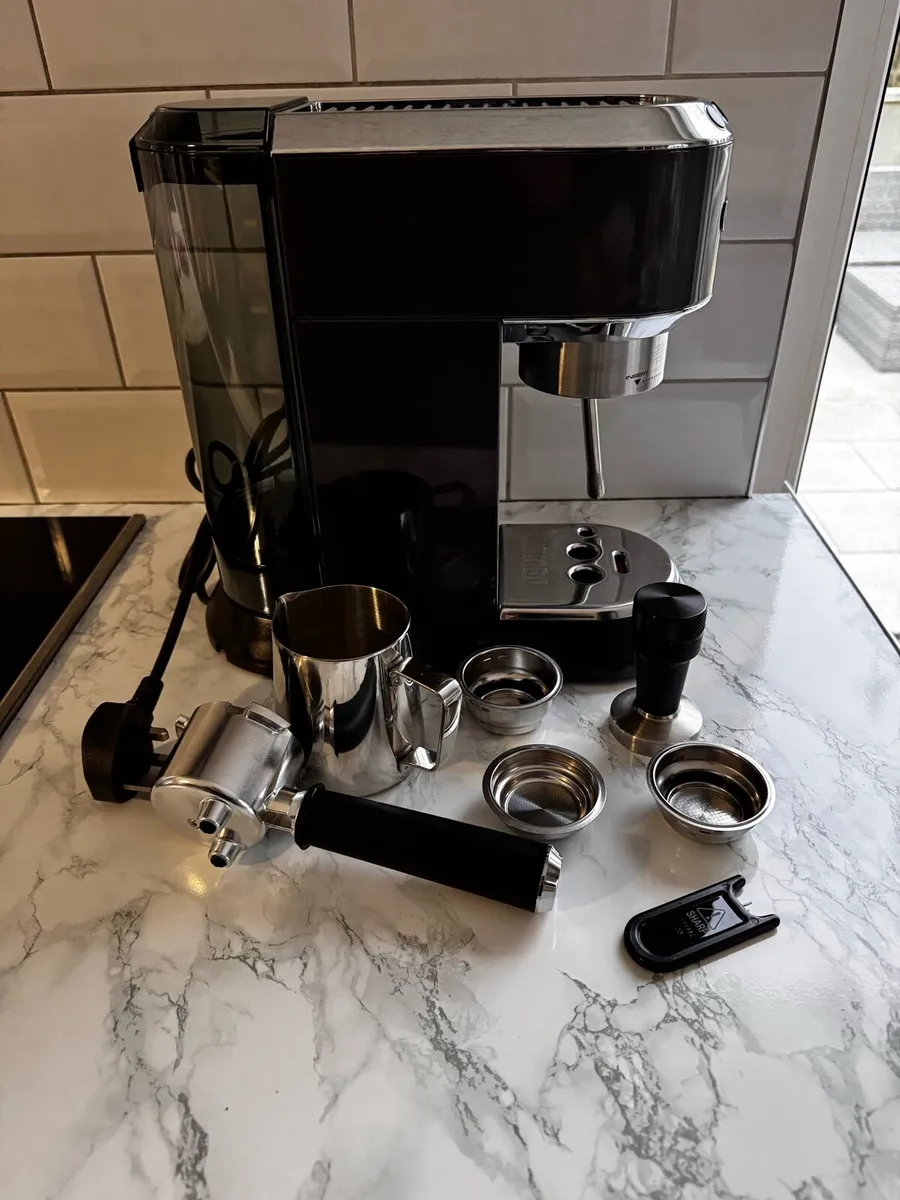 Coffee Machine - Image 4