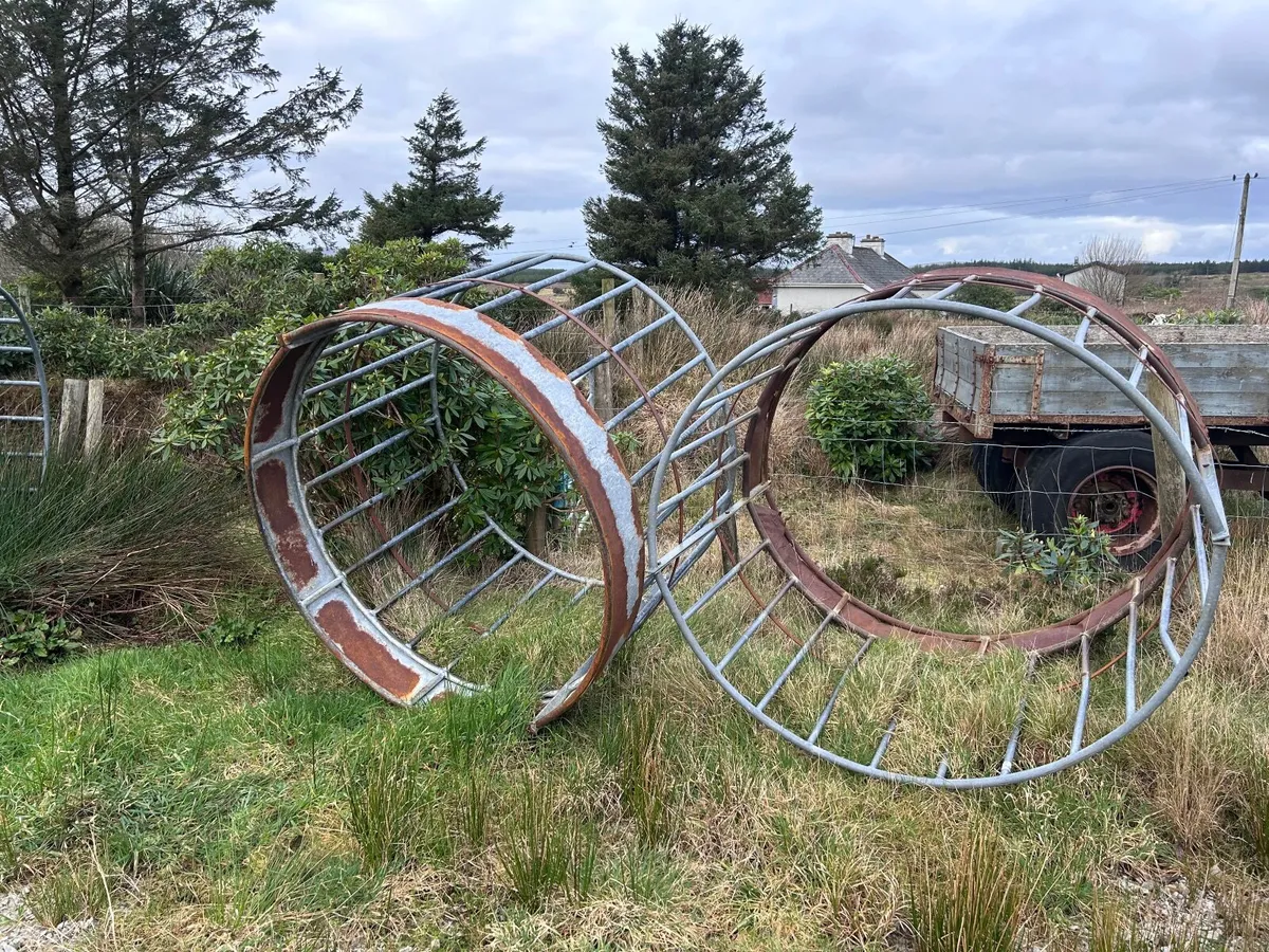 Sheep Round feeders €100 each ono - Image 2