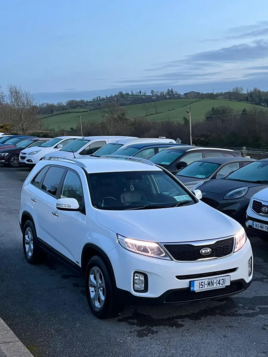 Kia Sorento 2015 7 seater 4x4 - Image 1