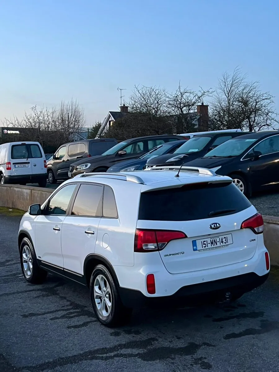 Kia Sorento 2015 7 seater 4x4 - Image 4