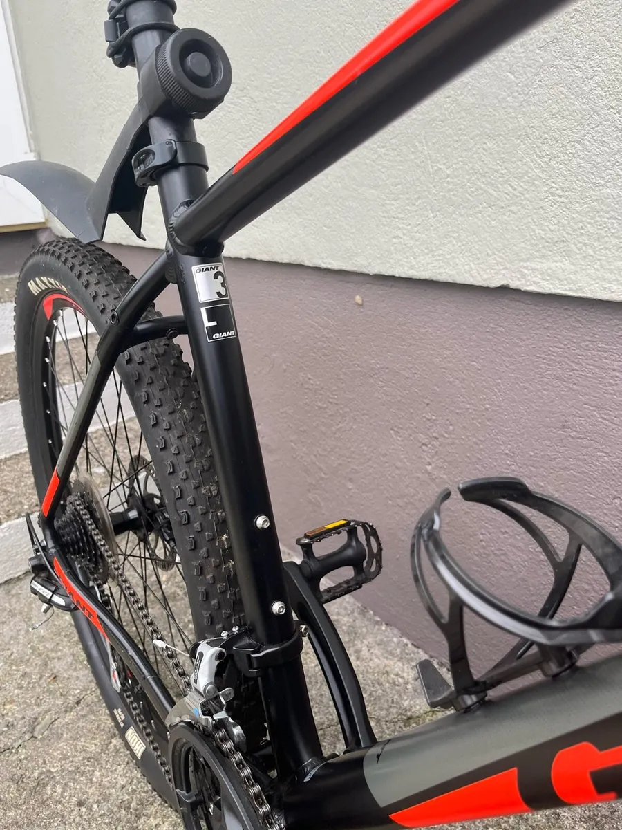 Giant Talon  Mountain bike. - Image 3