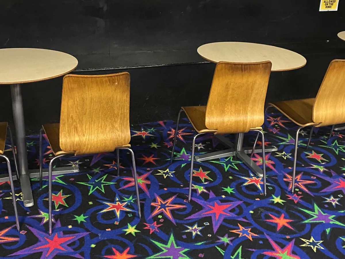 Cafe Table and Chairs - Image 4