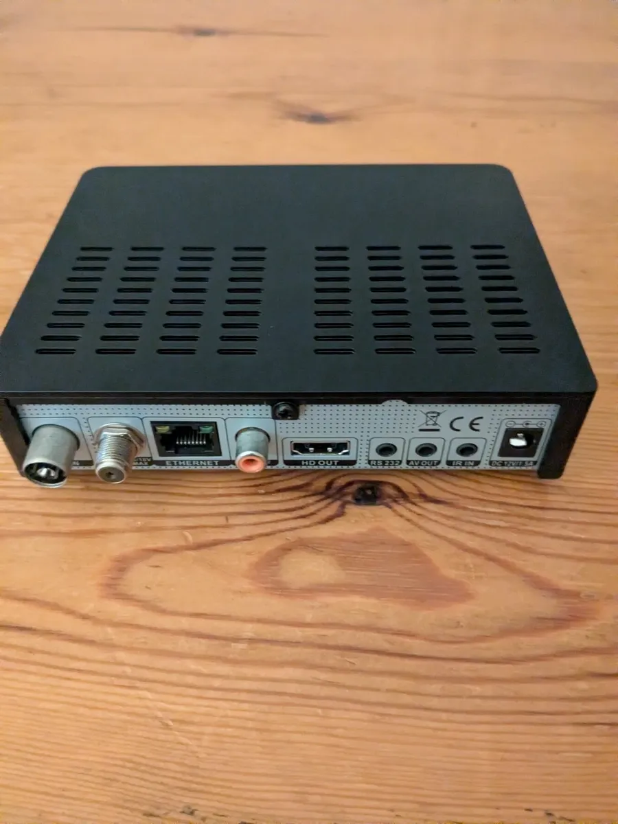 Amiko Mini Combo Extra with Remote Control - Image 1