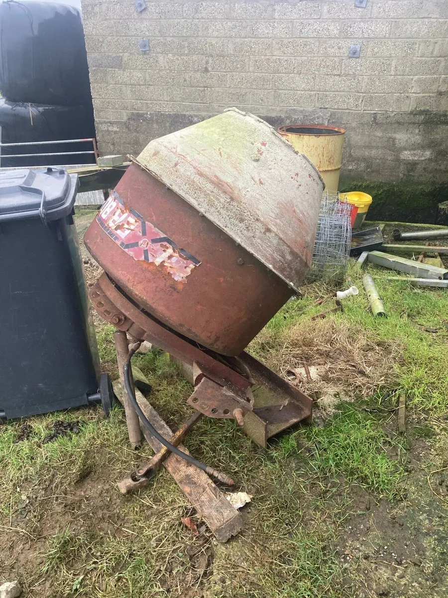 Cement Mixer - Image 1