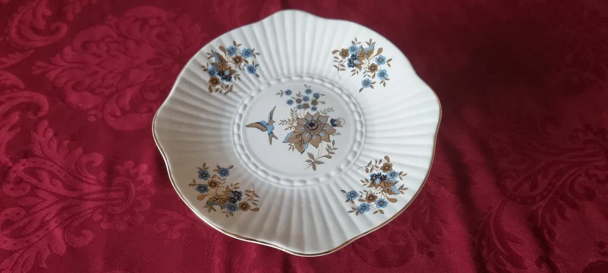 Royal Tara Blue Bird & Flowers Footed Cake Stand - Image 4