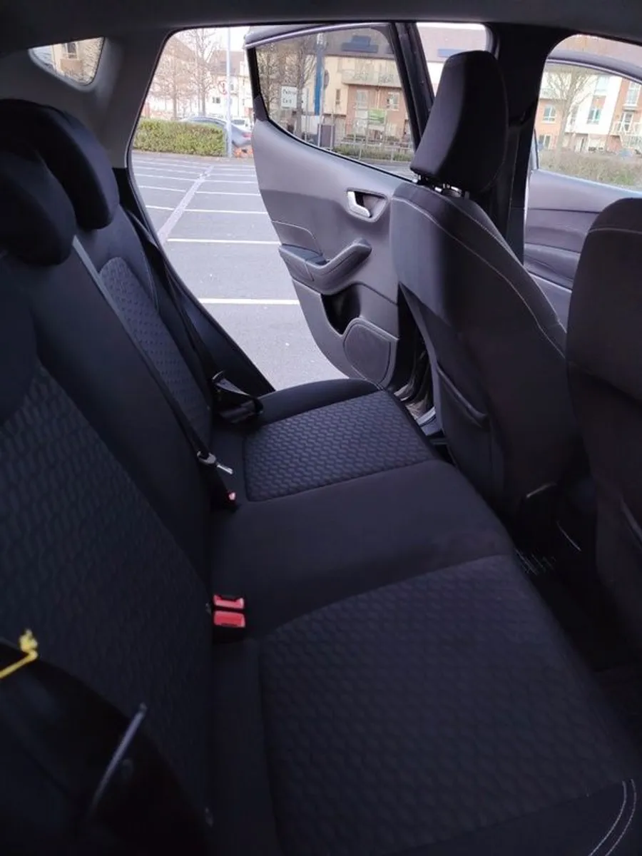 2022 Ford Fiesta - Image 1