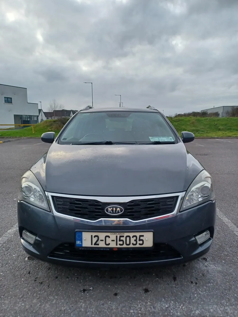 Kia Ceed 2012 - Image 1