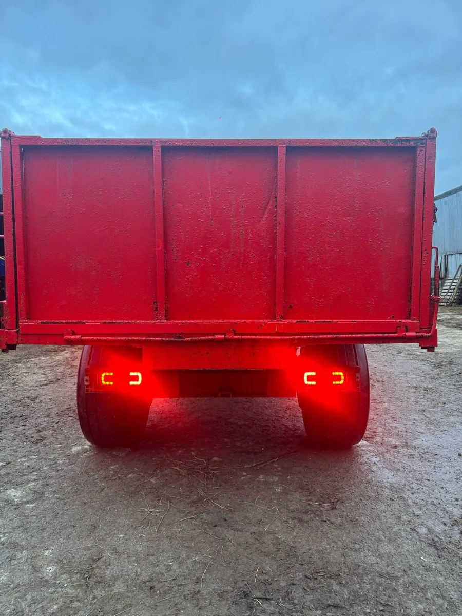 Tipping Trailer - Image 3