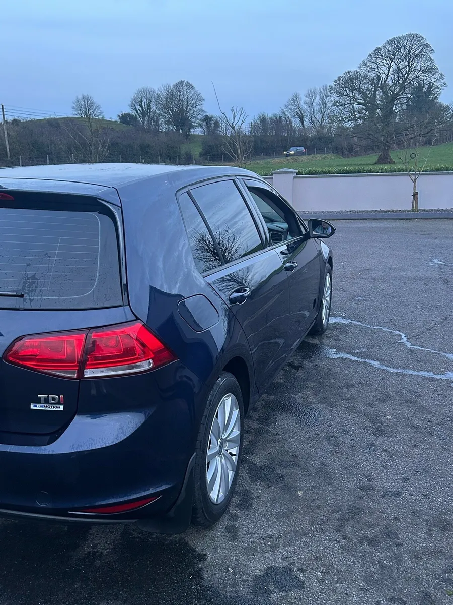 2015 Volkswagen Golf - Image 3