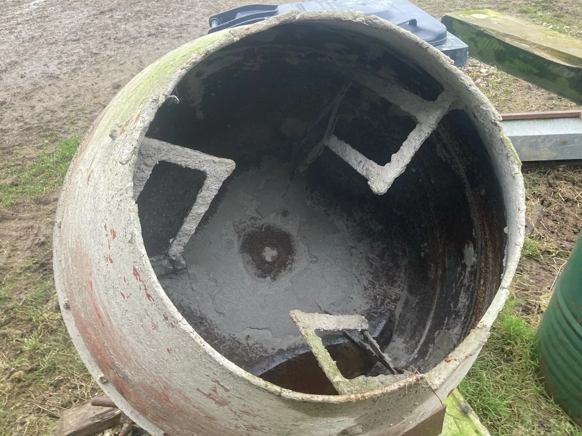 Cement Mixer - Image 4