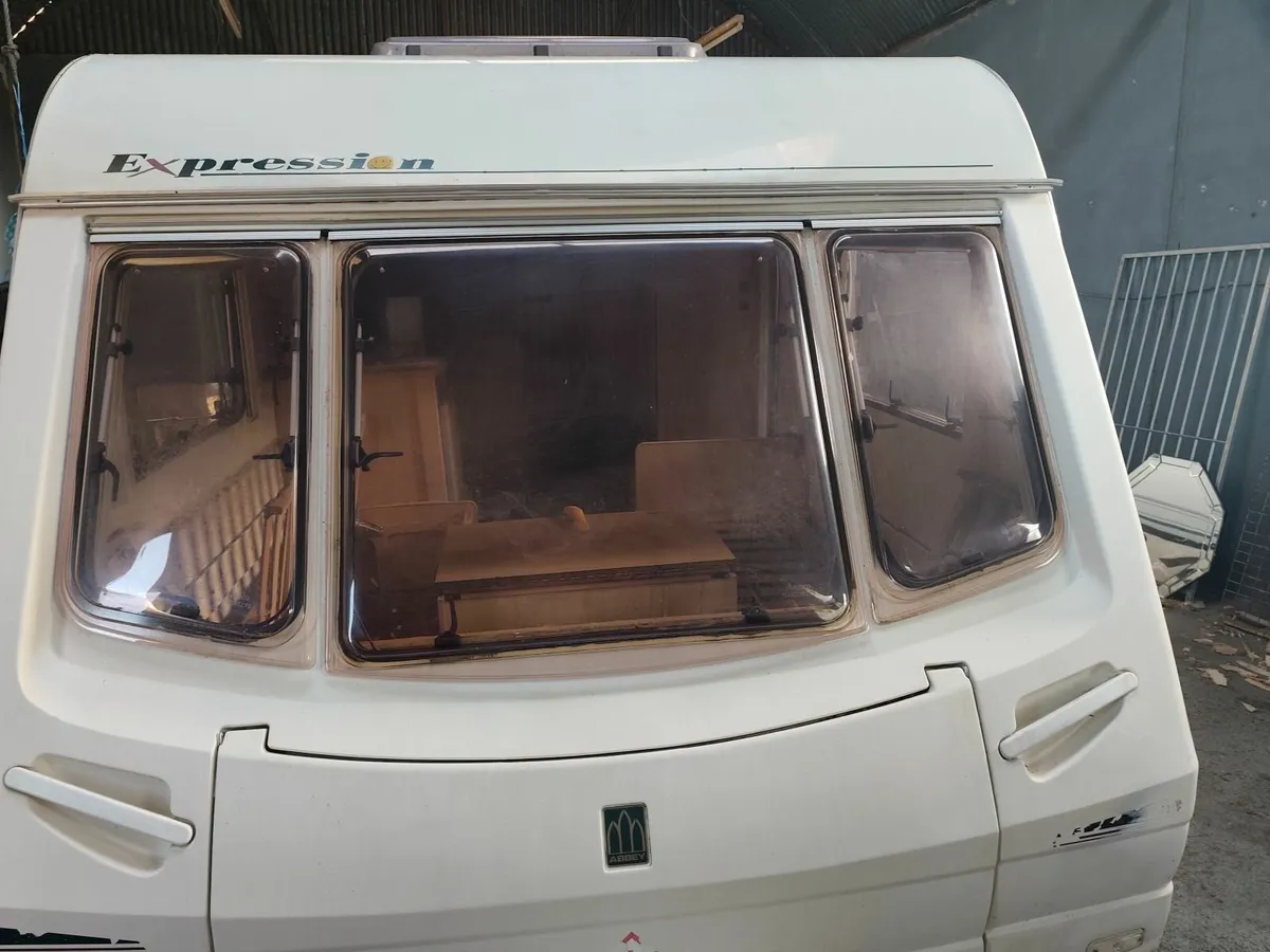 Abbey Expression - Image 3