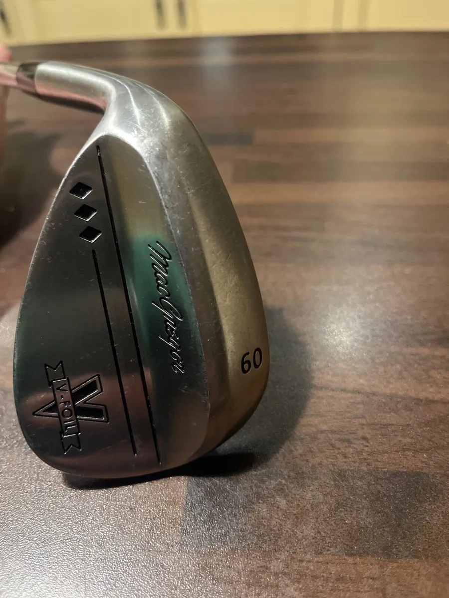 52 and 60 degree left hand wedges. - Image 3