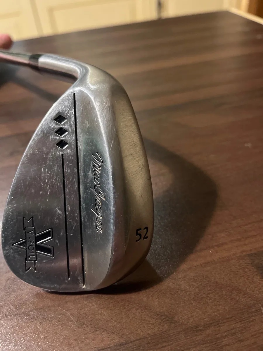 52 and 60 degree left hand wedges. - Image 4