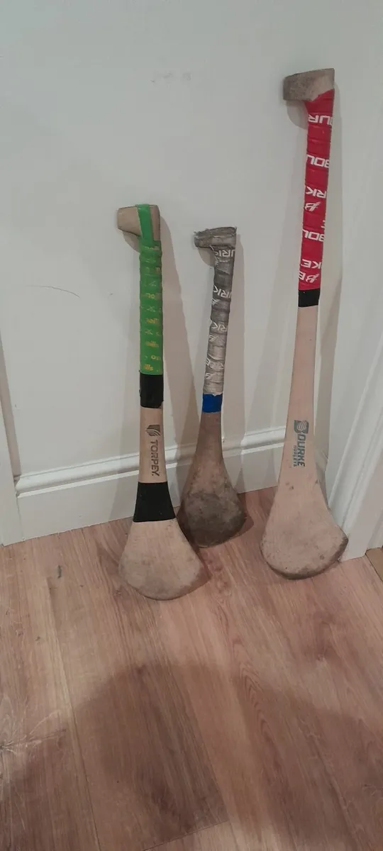 3 Hurleys