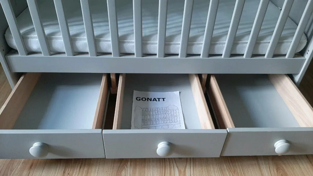 Cot/Toddler Bed - Image 3