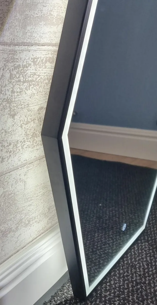 LED Bathroom Mirror Black Frame Antifog - Image 3
