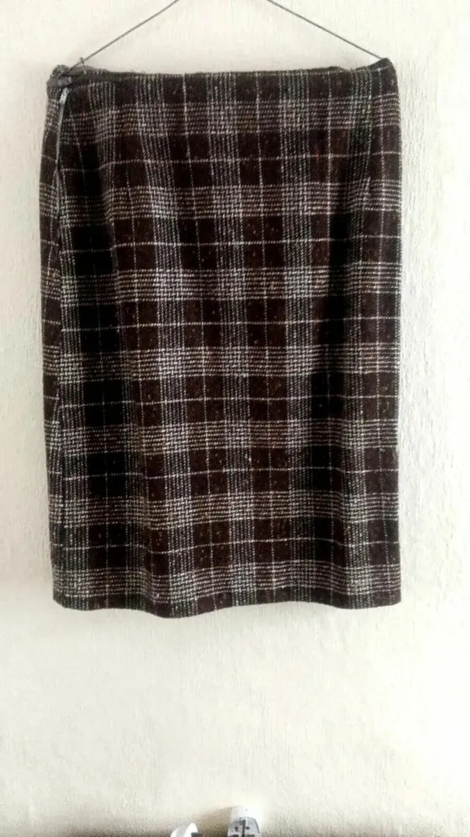 Original 1950's Irish Tweed ladies costume - Image 2