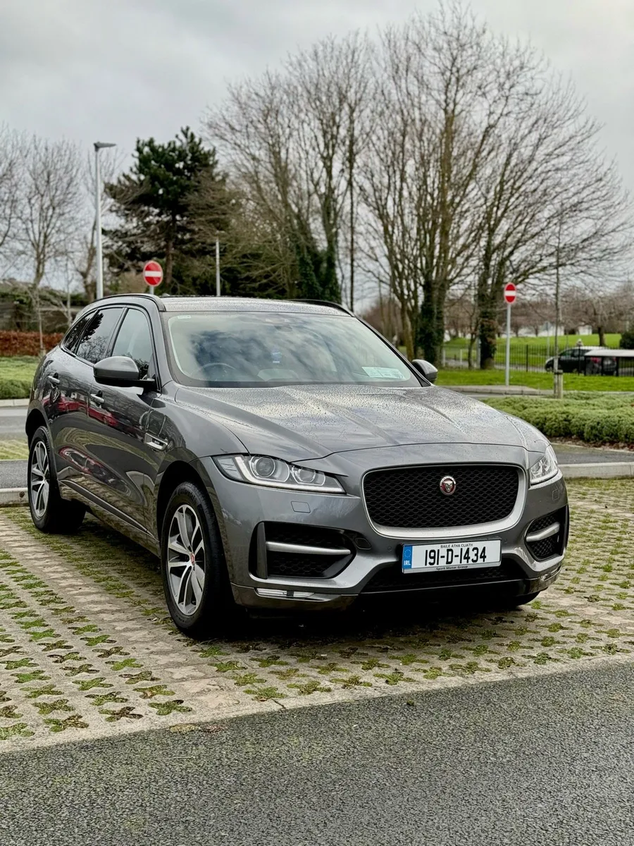 2019 Jaguar F-Pace - Auto - Pan Roof- 62K KM - Image 2