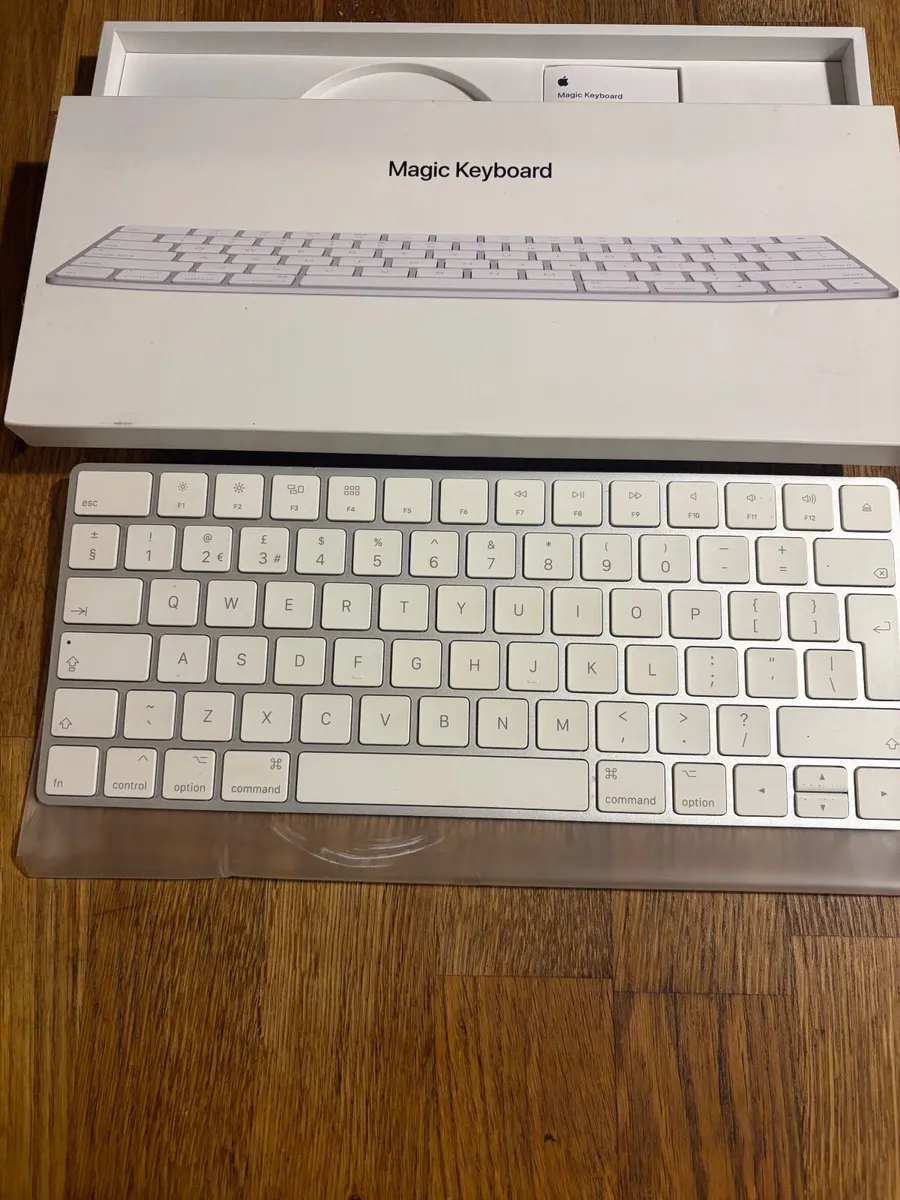 Apple Magic Keyboard - Image 2